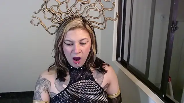 mailer parsonss online show from October 31, 2025, 1:34 pm