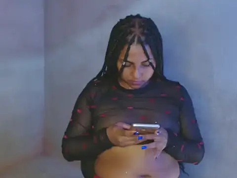 Snapshot of Giselabrunette25 chatting on January 14, 2025, 4:29 pm Giselabrunette25 online show from January 14, 2025, 4:29 pm