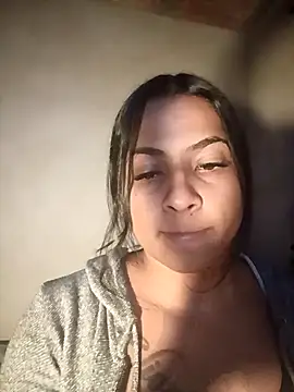 Snapshot of Giselabrunette25 chatting on October 1, 2025, 3:45 am Giselabrunette25 online show from October 1, 2025, 3:45 am