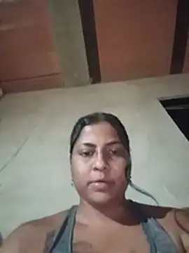 Snapshot of Giselabrunette25 chatting on July 8, 2026, 12:04 am Giselabrunette25 online show from July 8, 2026, 12:04 am