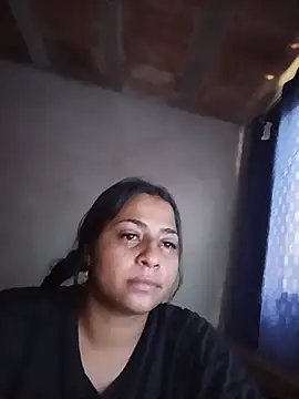 Snapshot of Giselabrunette25 chatting on July 25, 2026, 6:05 pm Giselabrunette25 online show from July 25, 2026, 6:05 pm