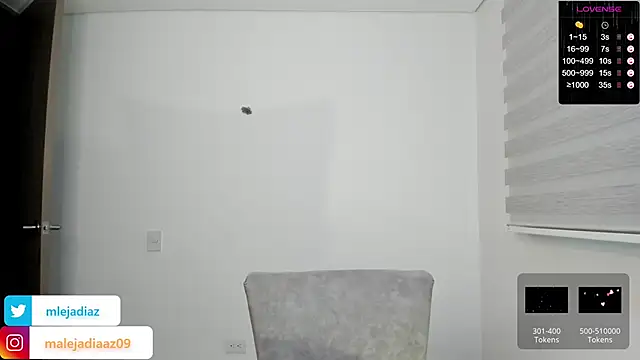 MalejaDiaz  online show from December 7, 2024, 3:41 pm