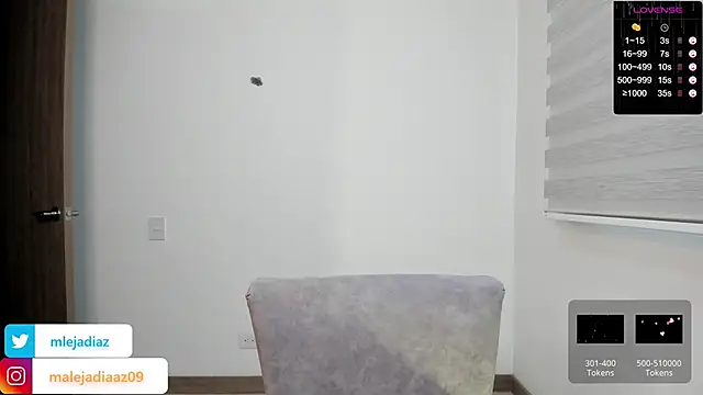 MalejaDiaz  online show from December 20, 2024, 4:57 pm