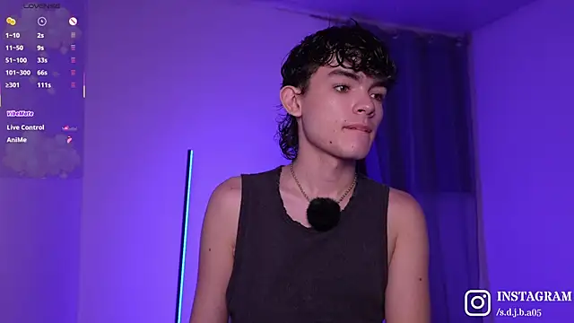 Angelo 018 online show from April 18, 2026, 12:14 am