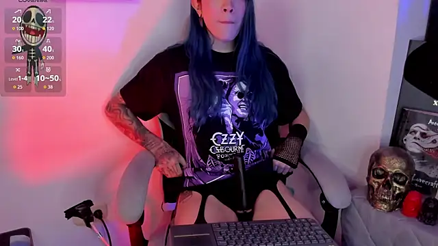 sofi pretty uwu- online show from June 23, 2026, 2:31 am