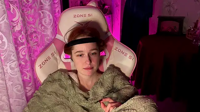 pearl princess  online show from October 15, 2025, 11:05 pm