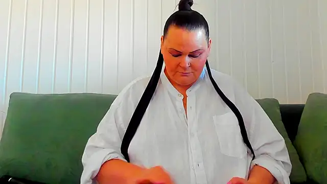 Snapshot of MilanaBiegert chatting on March 19, 2026, 3:27 pm MilanaBiegert online show from March 19, 2026, 3:27 pm