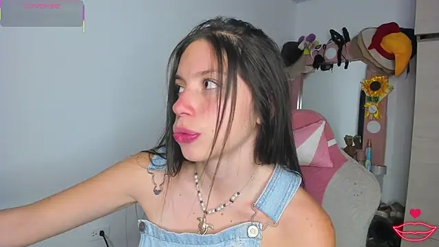 Snapshot of katty_snow chatting on July 28, 2026, 11:37 pm katty snow online show from July 28, 2026, 11:37 pm