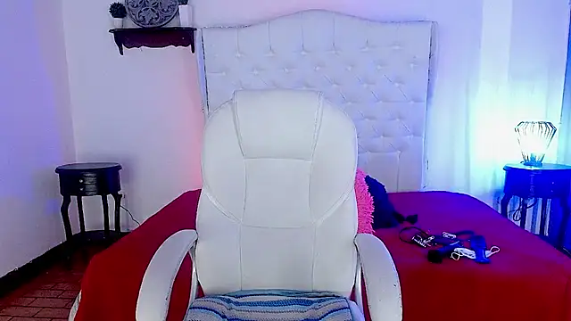Snapshot of elena_detroya chatting on December 5, 2024, 12:22 pm elena detroya online show from December 5, 2024, 12:22 pm