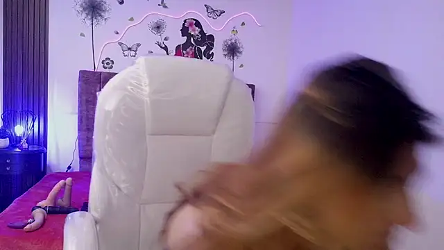 Snapshot of elena_detroya chatting on October 9, 2025, 1:09 pm elena detroya online show from October 9, 2025, 1:09 pm