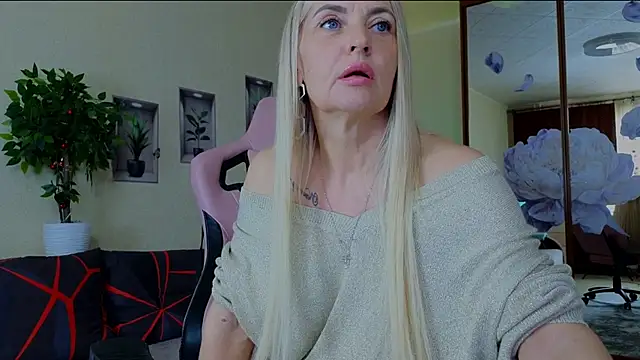 Snapshot of amelia_blondy chatting on March 20, 2025, 9:59 am amelia blondy online show from March 20, 2025, 9:59 am