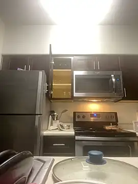 lolabun247 online show from December 26, 2024, 3:10 pm