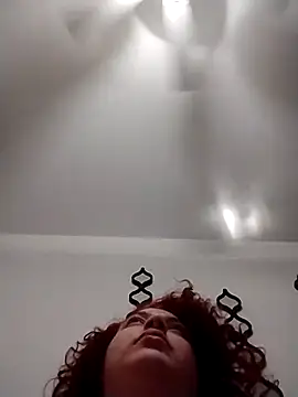 lolabun247 online show from December 29, 2024, 12:34 pm