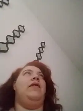 lolabun247 online show from January 1, 2025, 9:41 pm