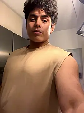 arminjones1 online show from January 6, 2026, 7:23 am