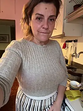 Sunbelxx online show from October 20, 2025, 7:42 am