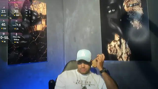 Big furry bear13 online show from October 4, 2025, 5:05 am