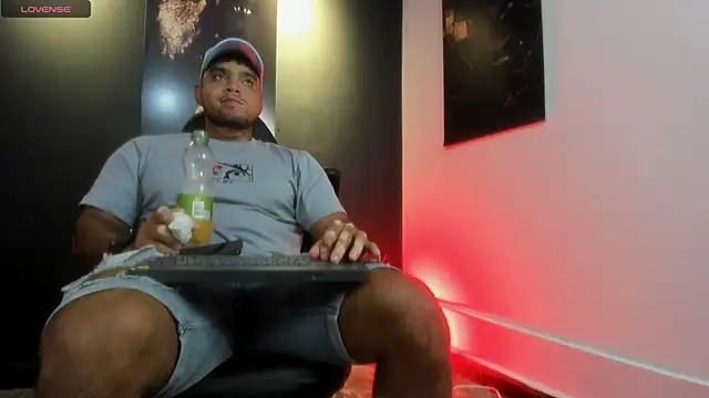 Big furry bear13 online show from October 11, 2025, 10:25 am