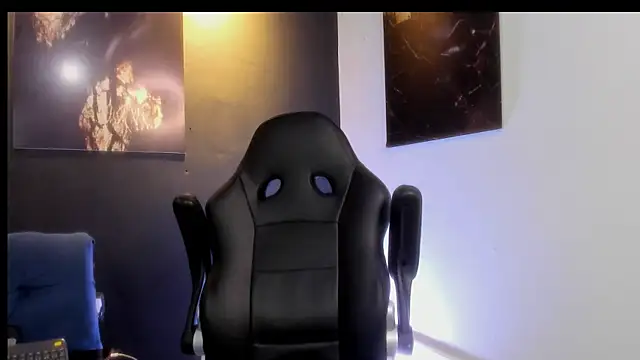 Big furry bear13 online show from October 28, 2025, 5:44 am