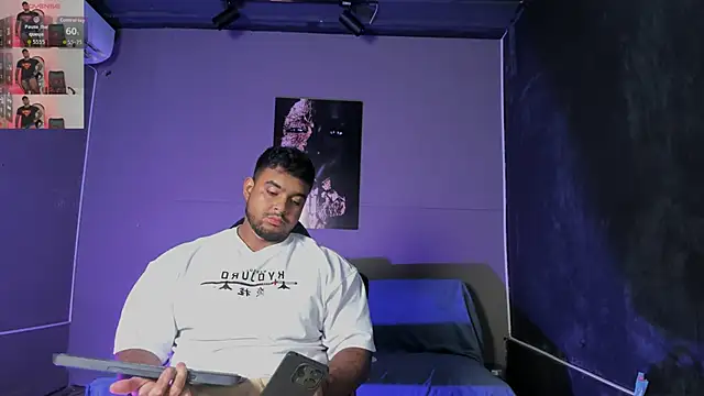 Big furry bear13 online show from April 15, 2026, 2:51 am