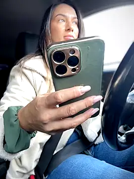 HotXMom online show from October 12, 2025, 10:14 am