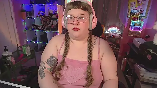 FatVeronica online show from February 26, 2026, 1:37 am