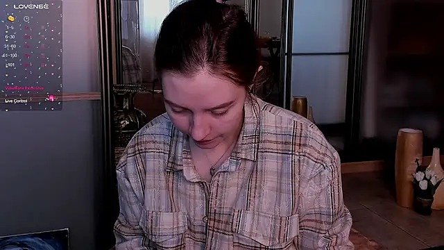 Ksuhesa online show from March 8, 2025, 7:05 am