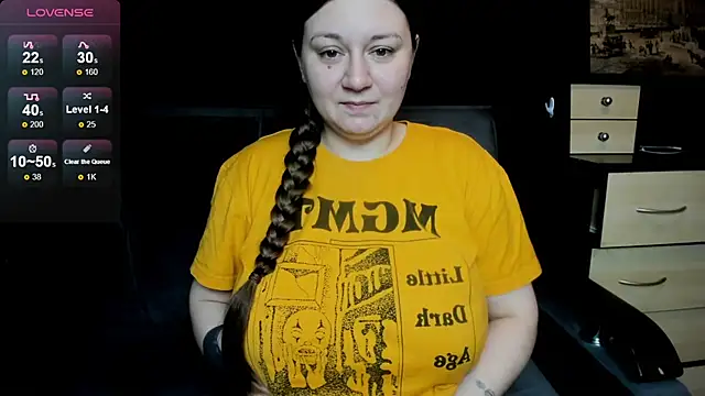 AlisaBacker online show from April 18, 2026, 8:09 pm