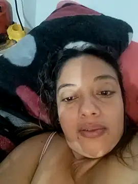 Snapshot of _MaripossaSexy_ chatting on December 24, 2024, 4:44 am MaripossaSexy online show from December 24, 2024, 4:44 am