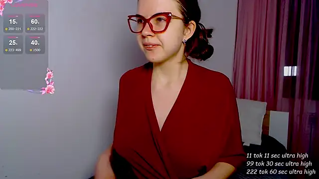 Sarah HS online show from April 26, 2026, 5:21 pm