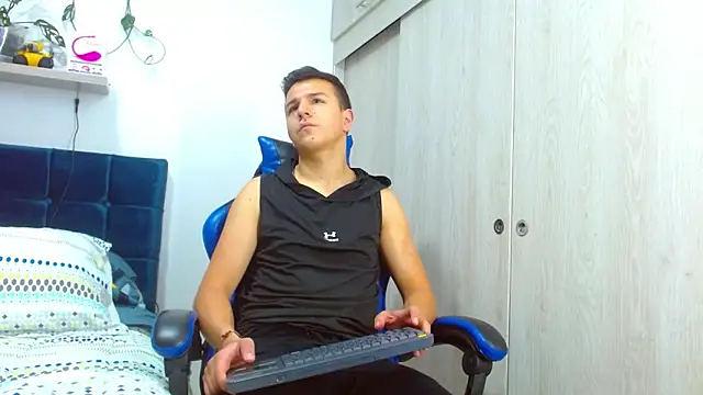 Snapshot of flint_ryan chatting on February 23, 2026, 5:54 pm flint ryan online show from February 23, 2026, 5:54 pm