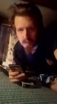 Snapshot of hothippie420 chatting on December 7, 2024, 2:20 am hothippie420 online show from December 7, 2024, 2:20 am