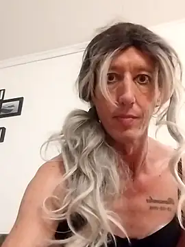 Snapshot of AlexiaXXL chatting on December 18, 2025, 5:57 am AlexiaXXL online show from December 18, 2025, 5:57 am