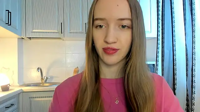 leslie my lovee online show from December 14, 2025, 8:20 am