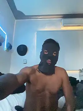 Capxxx online show from November 19, 2025, 7:25 pm