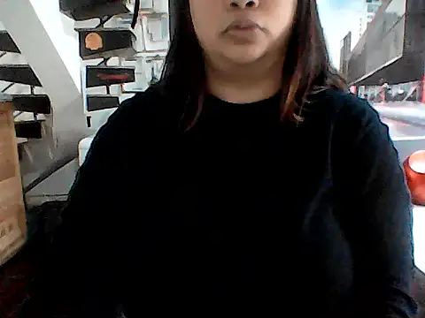 Snapshot of ArisaGonzalez chatting on December 15, 2024, 12:06 pm ArisaGonzalez online show from December 15, 2024, 12:06 pm