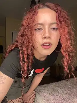 frikigyal online show from December 14, 2025, 12:05 am