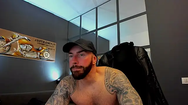 Snapshot of AronGrant chatting on February 10, 2025, 11:57 am AronGrant online show from February 10, 2025, 11:57 am