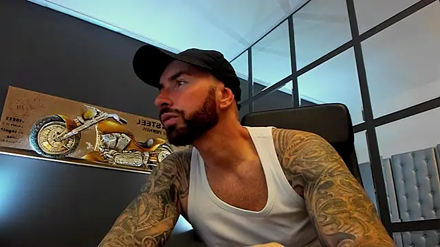 AronGrant online show from October 8, 2025, 9:07 am