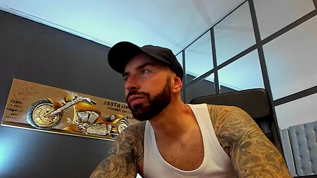 AronGrant online show from October 9, 2025, 8:34 am