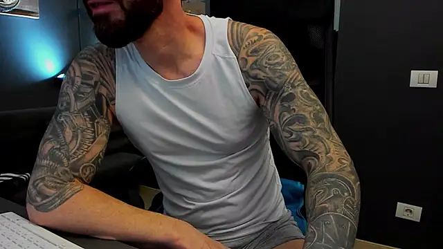 AronGrant online show from March 26, 2026, 10:10 am