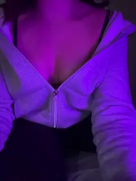  Anonymegirl online show from November 5, 2025, 8:31 pm