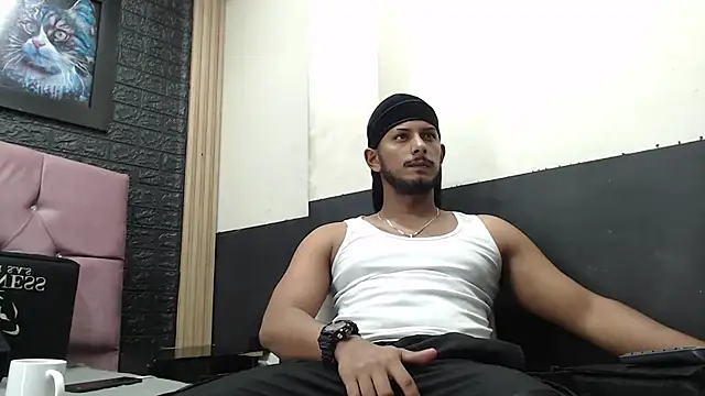 Snapshot of Chris_Dick23 chatting on September 12, 2025, 5:29 am Chris Dick23 online show from September 12, 2025, 5:29 am