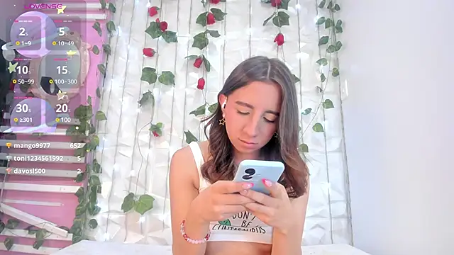 Snapshot of Miiaa_doll chatting on January 24, 2025, 2:41 pm Miiaa doll online show from January 24, 2025, 2:41 pm