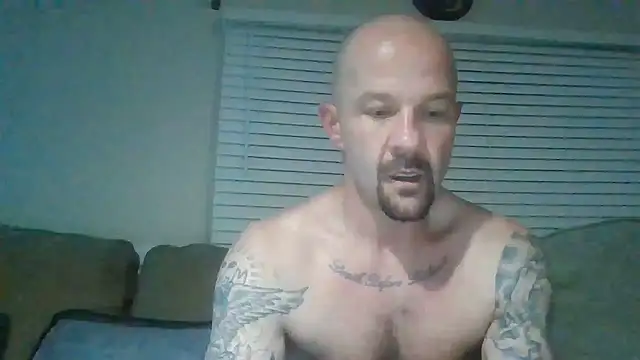 Snapshot of Kinkster615 chatting on June 14, 2026, 2:57 am Kinkster615 online show from June 14, 2026, 2:57 am