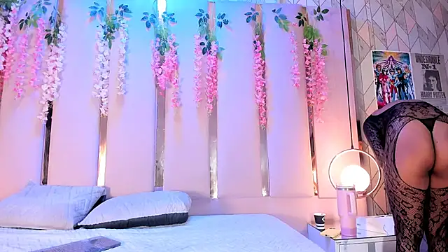 AlinaSweett online show from May 14, 2026, 4:14 pm
