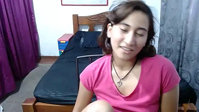LadyMilk003 online show from December 16, 2024, 6:49 pm