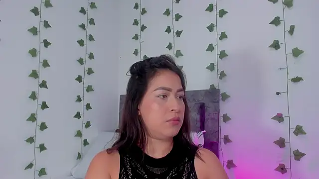 Miaa Garcia online show from June 18, 2026, 10:36 pm