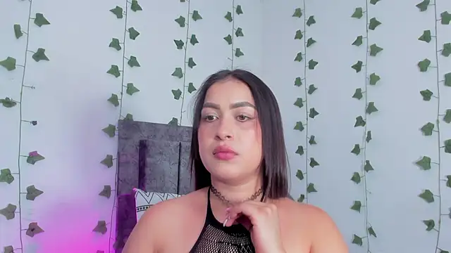 Miaa Garcia online show from August 5, 2026, 10:12 pm