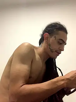 JovenDesobediente online show from October 4, 2025, 5:16 am